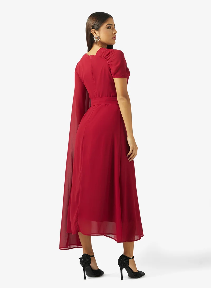 خزانة One Shoulder Dress With Sleeve Trail